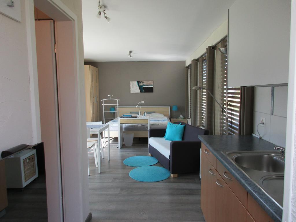 Bnb Pavillon Paisible Orsonnens Zimmer foto
